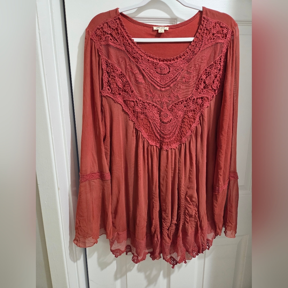 Ultra Pink - Burnt Red-Orange Elegant Lace Detailed Flowy Top